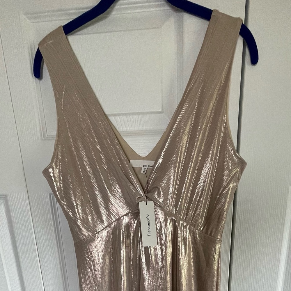 Beautiful golden jumpsuit!